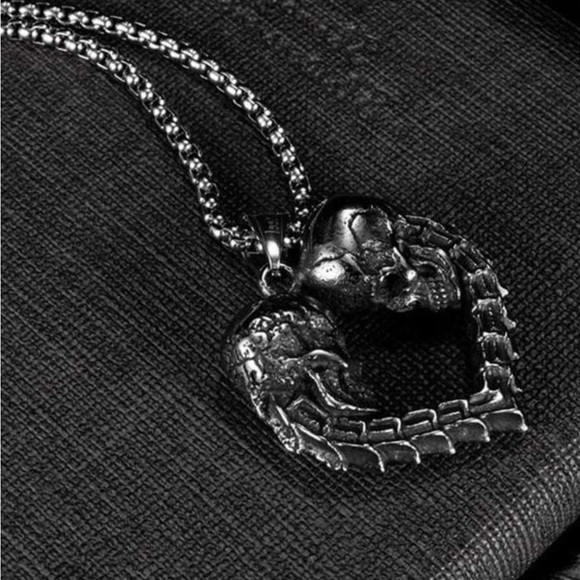 Spinal Cord Skull Heart- Skeleton Spine Death Lover Horror Gothic Steel Necklace - Picture 7 of 16